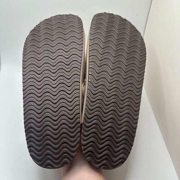 CUSHIONAIRE Women's Cork Footbed Clog with Faux Fur Lining 11 SAND NEW - Picture 5 of 7